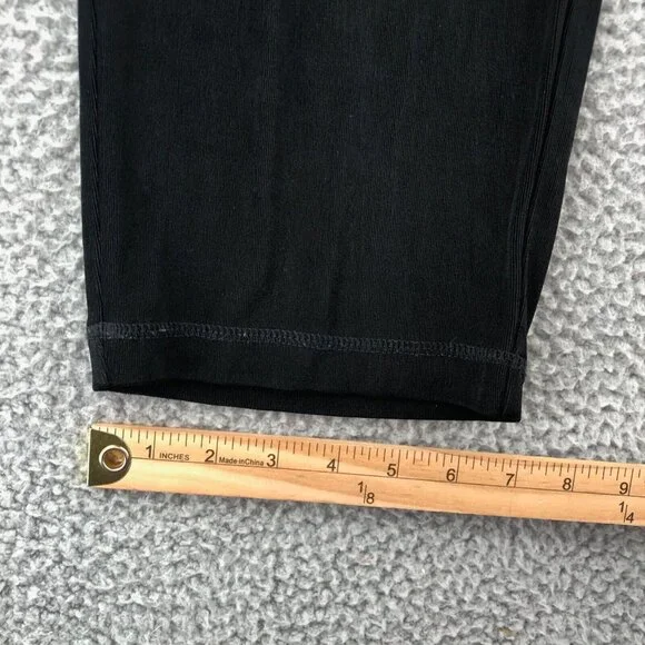 Chicos Pants Womens 1 US 8 Black Travelers Pull On Stretch Ankle Straight Leg - Picture 10 of 11